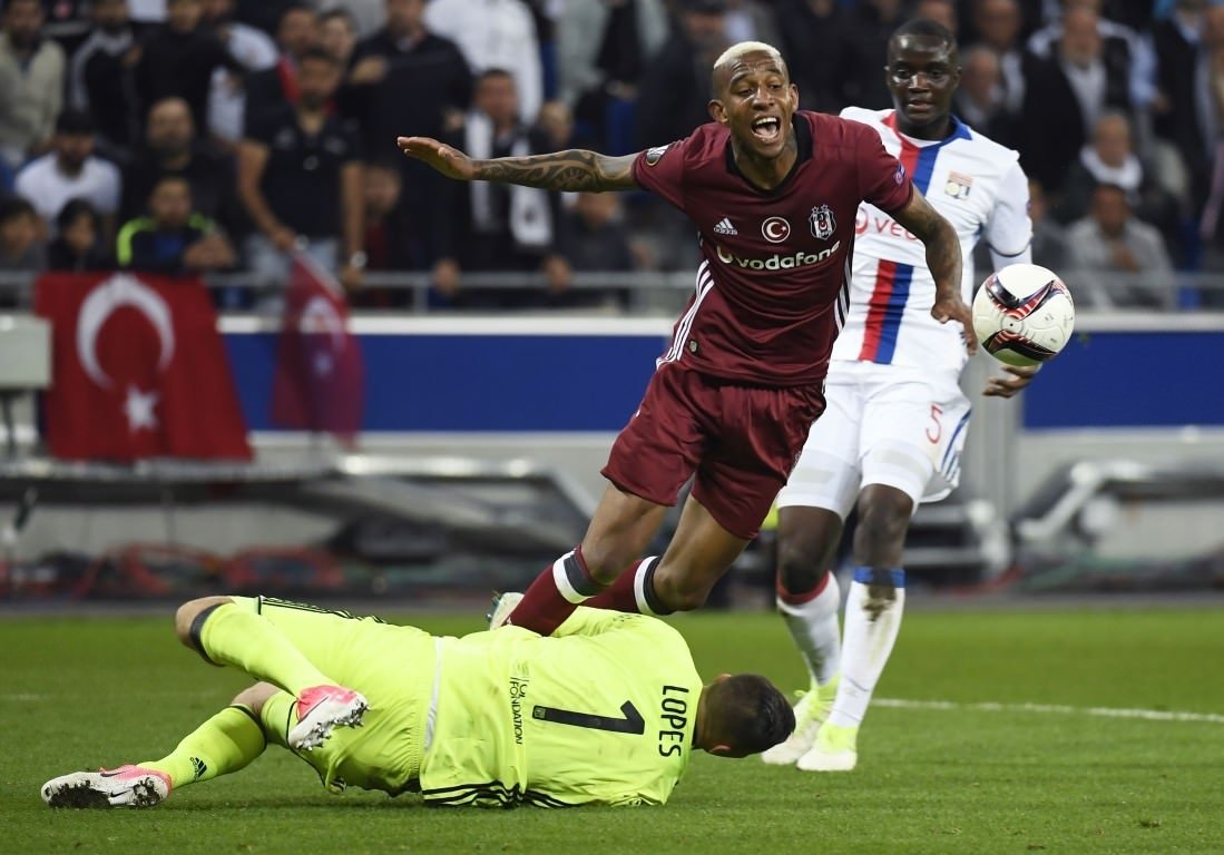 Mourinho’nun aklı Talisca’da