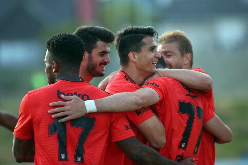 B36 Torshavn - Beşiktaş maçından kareler