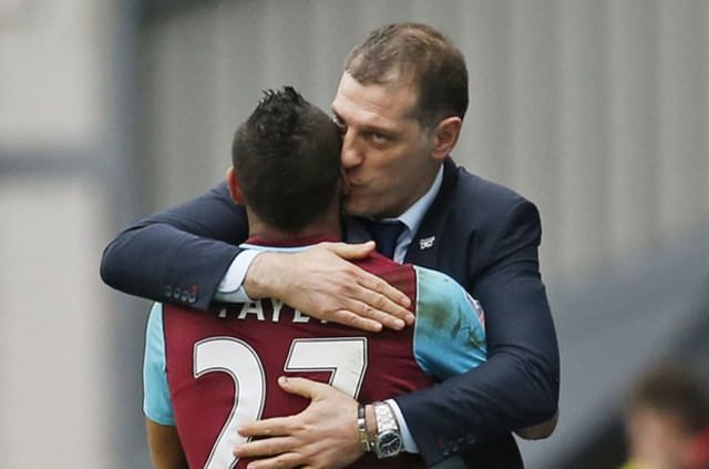 Slaven Bilic İngiltere’de tarih yazıyor