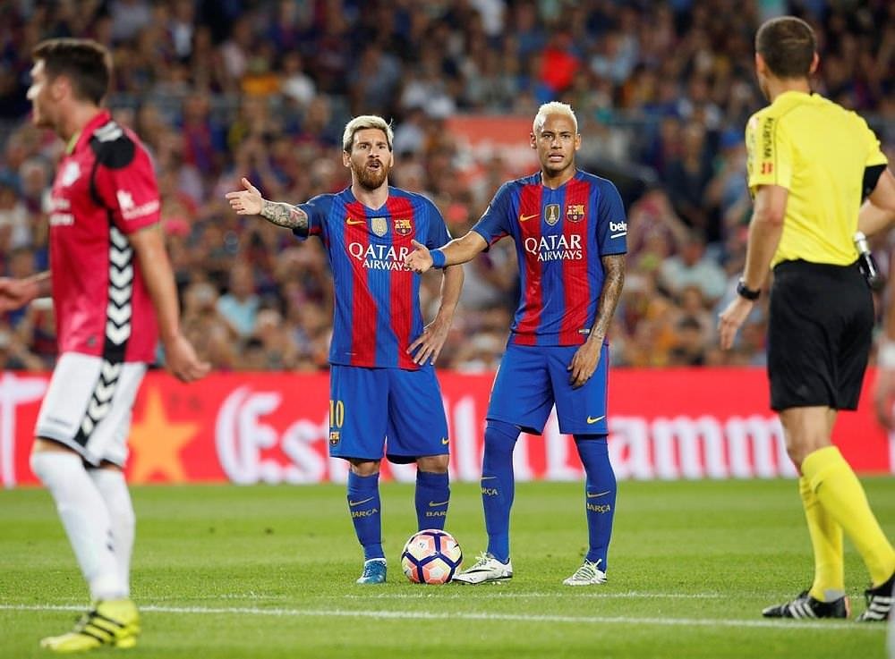 Neymar, 40 milyon Euro’luk teklifi reddetti!