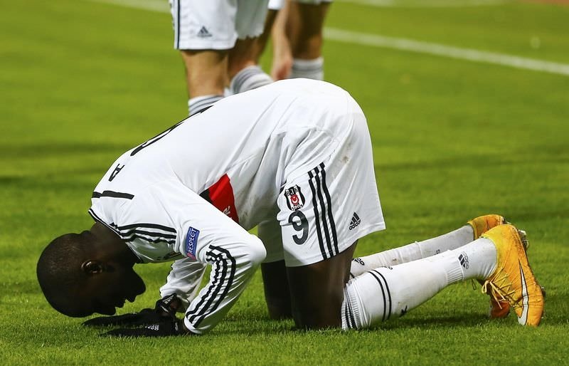 Sosyal Medya’da Demba Ba yorumları