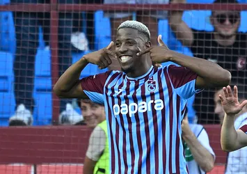Trabzonspor'da Simon Banza beğeni topladı