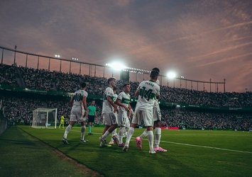 Elche evinde kazandı!