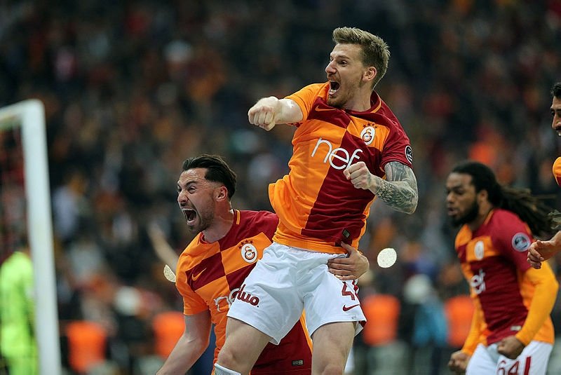 Inter Serdar Aziz ve Denayer’a talip