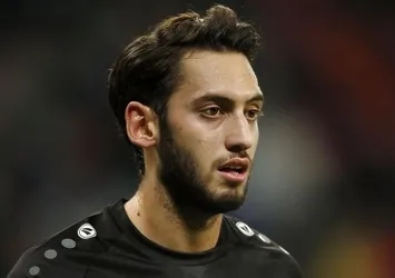 Hakan Çalhanoğlu kadroya dahil edilmedi!