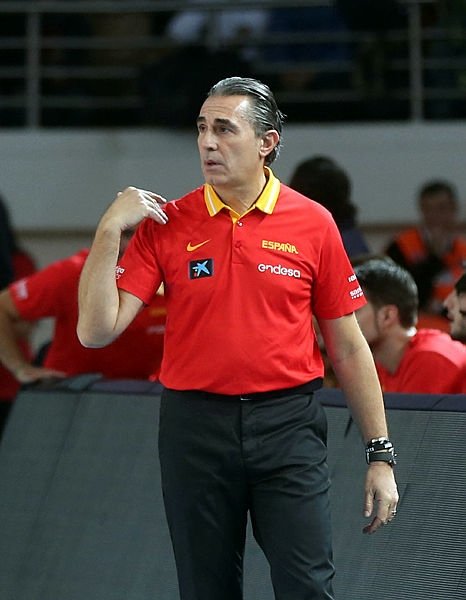 12 Dev Adam İspanya’yı devirdi