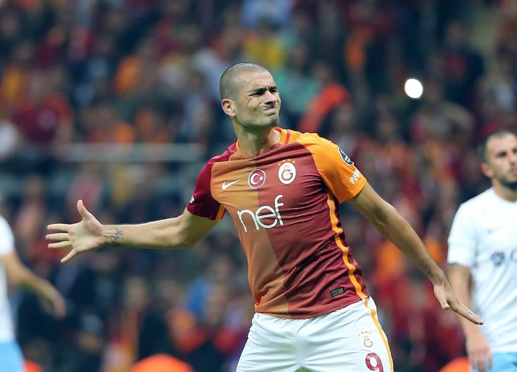Fenerbahçe mi? Galatasaray mı?