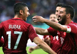 Fransa'ya moralli gidiyoruz