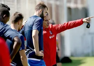Ersun Yanal'dan oyunculara gözdağı