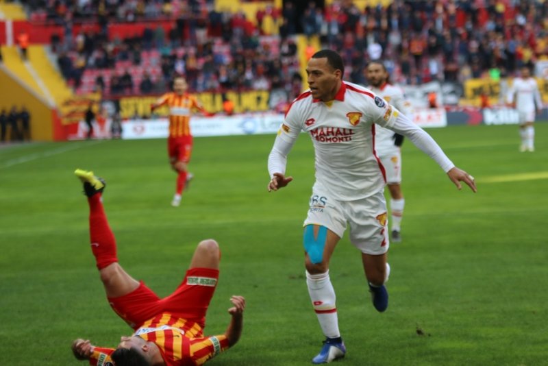 Kayserispor - Göztepe maçından kareler