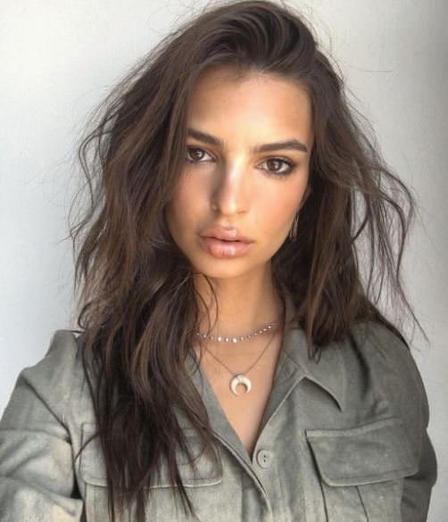 Emily Ratajkowski, Juventus’un gecesine damga vurdu