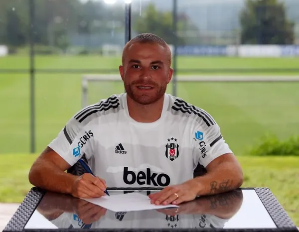 Beşiktaş Atiba Hutchinson, Gökhan Töre, Necip Uysal ve Utku Yuvakuran'la sözleşme uzattı! - 1