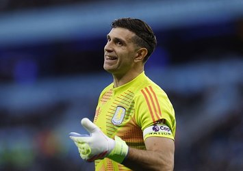 G.Saray'dan Emiliano Martinez bombası!