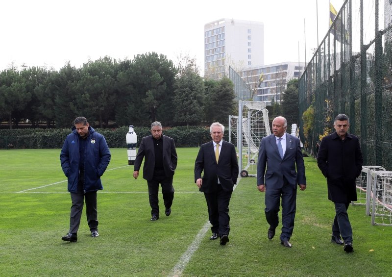Mahmut Uslu’dan Ali Koç’a olay sözler!