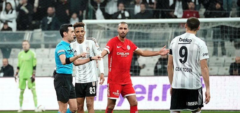 BEŞİKTAŞ HABERİ: Antalyaspor'a verilen penaltı doğru mu? Erman Toroğlu yorumladı!