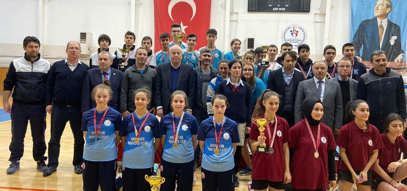 Istanbul Sampiyonu Medeniyet Okullari Aspor