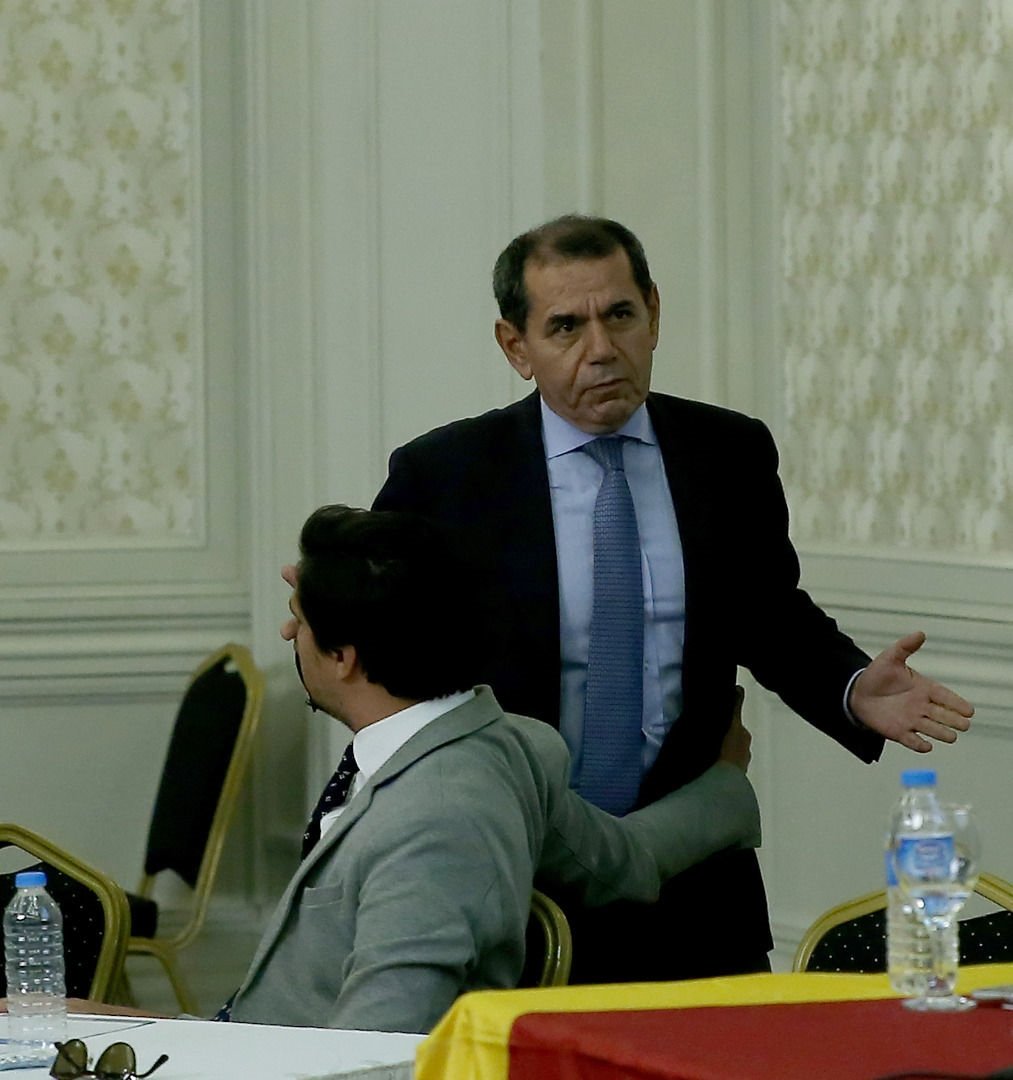 Galatasaray şimdi de onların peşinde