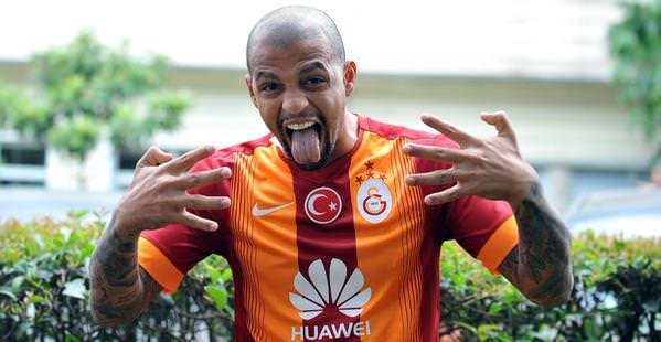 Transferin son gününde bombalar patladı!