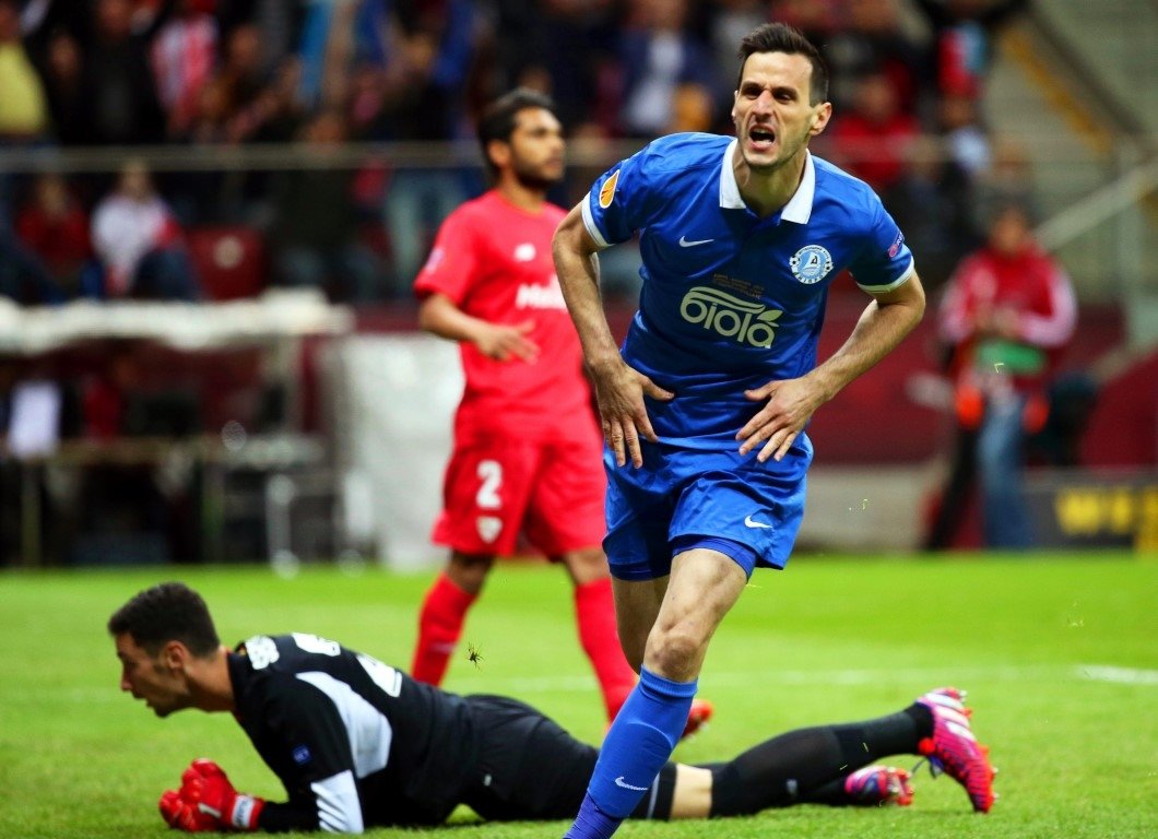 Beşiktaş Kalinic’i bitiriyor