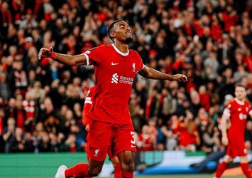 Aslan'dan Liverpool'un yıldızına kanca!