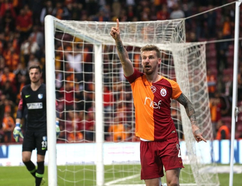 Galatasaray’a Serdar Aziz müjdesi
