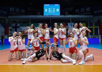 Milliler İspanya'ya set vermedi!