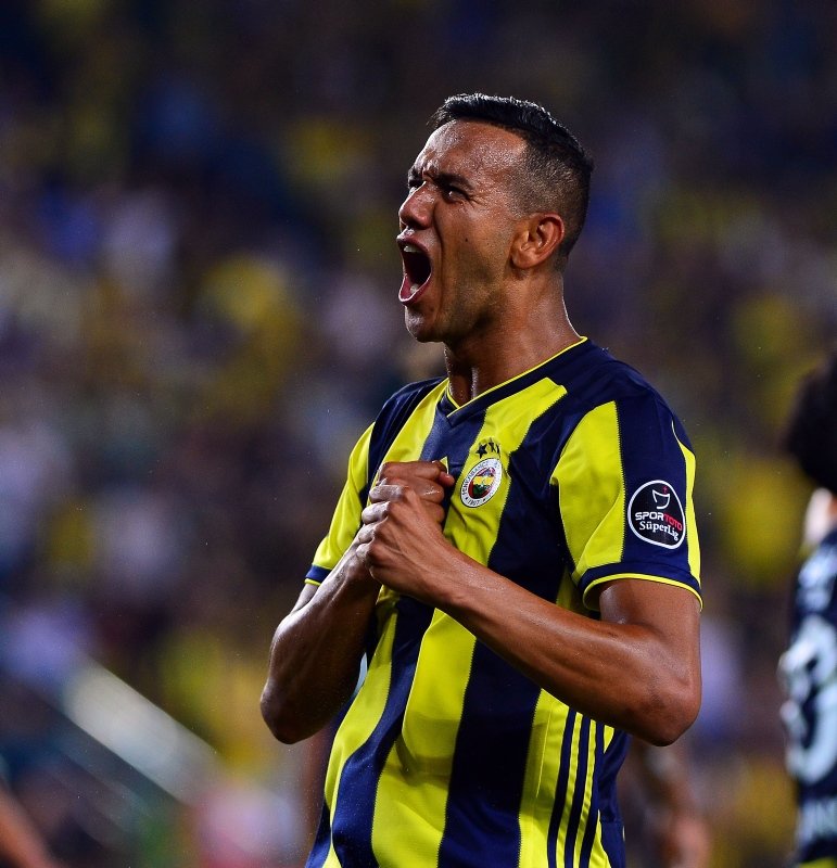 Josef de Souza’dan sürpriz imza!