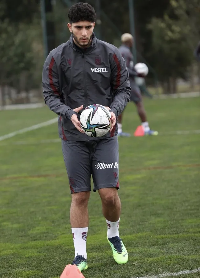 Trabzonspor'da Emrehan Gedikli antrenmanda yer aldı! - 1
