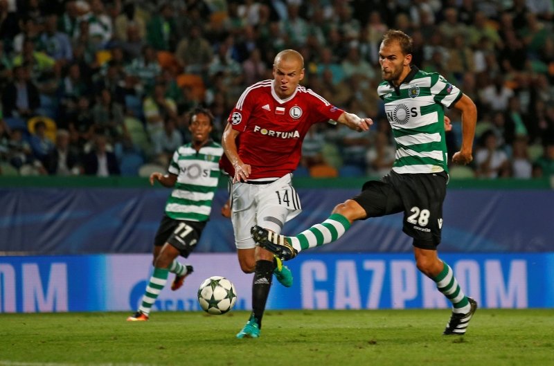 Gomis’in alternatifi Bas Dost