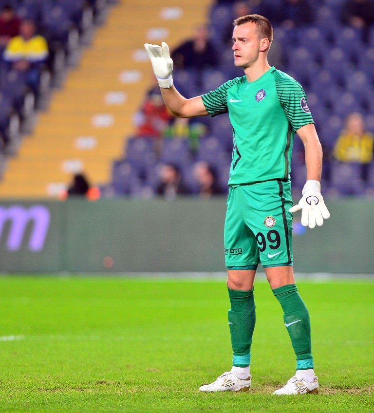 Fenerbahçe-Osmanlıspor karşılaşmasından kareler