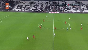 BEŞİKTAŞ'IN GOLÜNE OFSAYT ENGELİ!