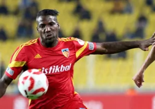 Kayserispor, Douglas ile yolları ayırdı