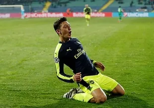 Mesut Özil'in golü 'en iyi gole' aday