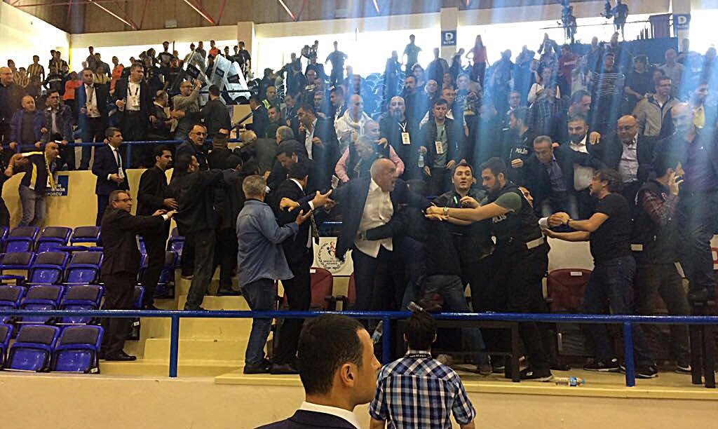 Aziz Yıldırım’ın başkanlığı tehlikede