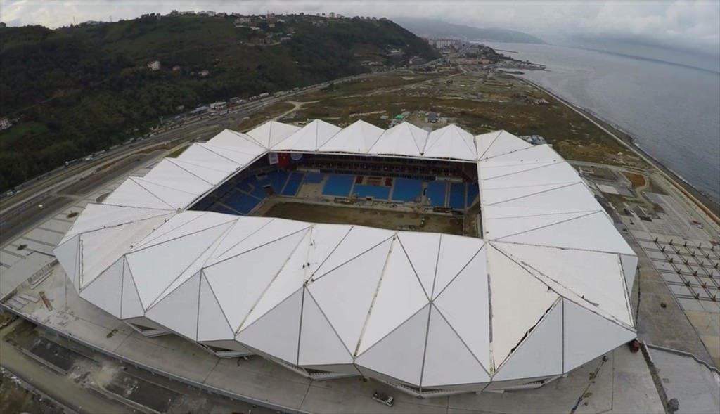 Trabzonspor’un yeni evi Akyazı Stadı tamamlanıyor