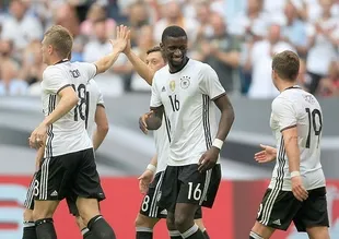 Rüdiger'in yerine Tah kadroya alındı