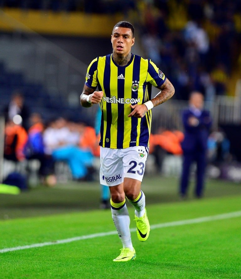 Fenerbahçe’den Van der Wiel’e şok yanıt!