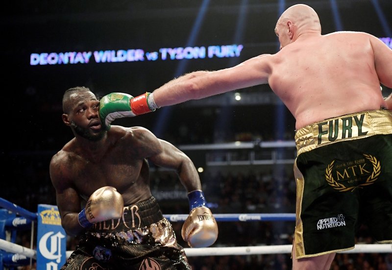 Wilder - Fury maçında şok sonuç! İkisi birden sevindi ama...