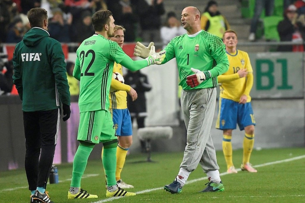 Gabor Kiraly niçin eşofman giyiyor?