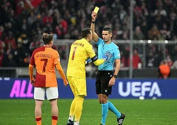 Muslera: Dirseğimde...