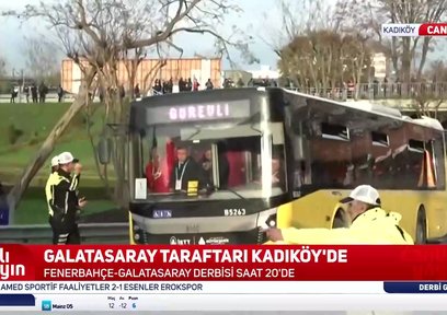 Galatasaray taraftarı Fenerbahçe derbisi öncesi Kadıköy'e geldi