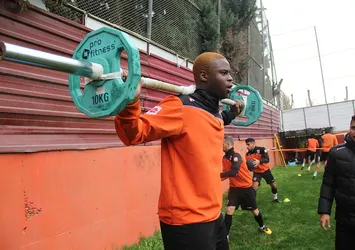 Adanaspor güç depoluyor