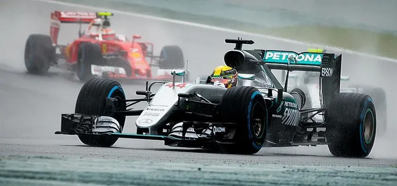 Abu Dabi'de pole pozisyonu Hamilton'ın