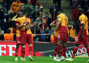 Sevindiriyor düşündürüyor