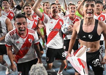 Arjantin Süper Kupası River Plate'in!