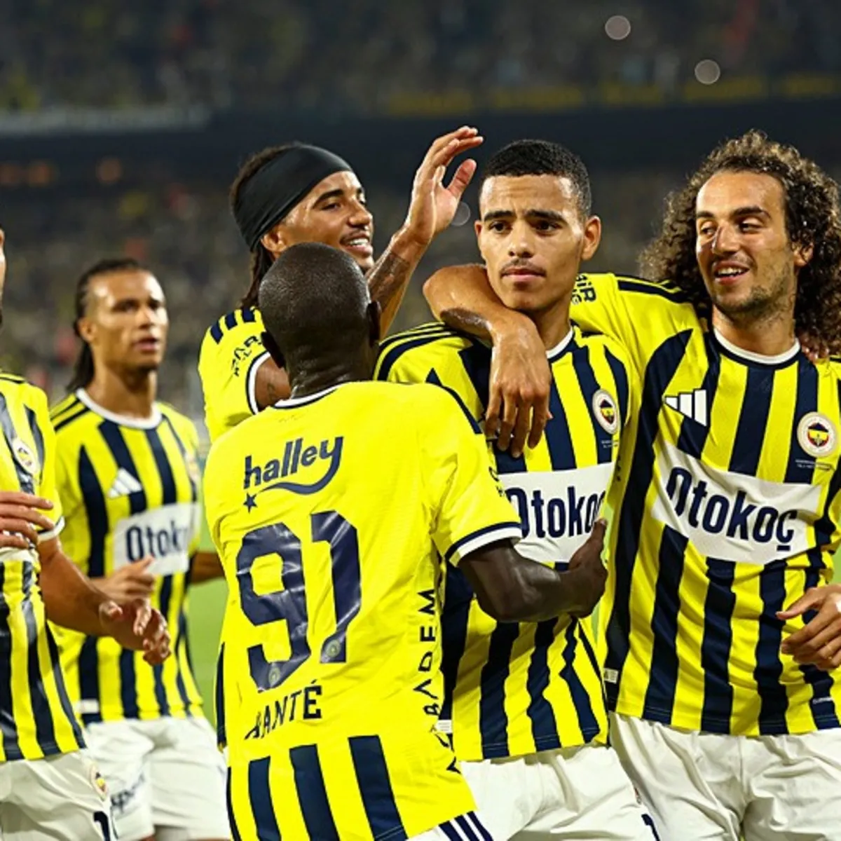 Fenerbahçe'nin Şampiyonlar Ligi kadrosu açıklandı!