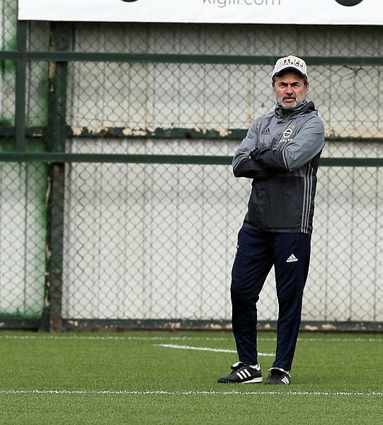 Fenerbahçe, Osmanlıspor’u konuk edecek