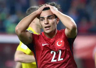 Kaan Ayhan, Süper Lig'e geliyor!