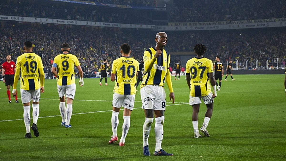 TRANSFER HABERLERİ | Fenerbahçeli yıldız eski takımına dönüyor! Anlaşma büyük oranda sağlandı TRANSFER HABERLERİ | Fenerbahçeli yıldız eski takımına dönüyor! Anlaşma büyük oranda sağlandı