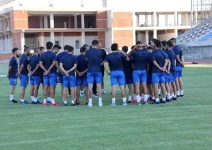 Balıkesirsporlu futbolculardan protesto!